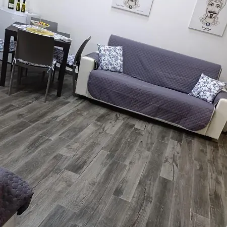 דירה Il Castello Di Patty *