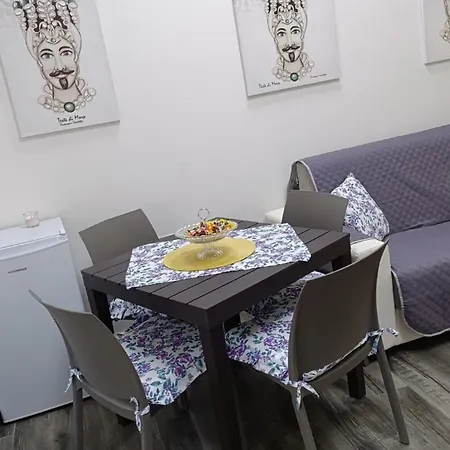 Il Castello Di Patty * קטאניה